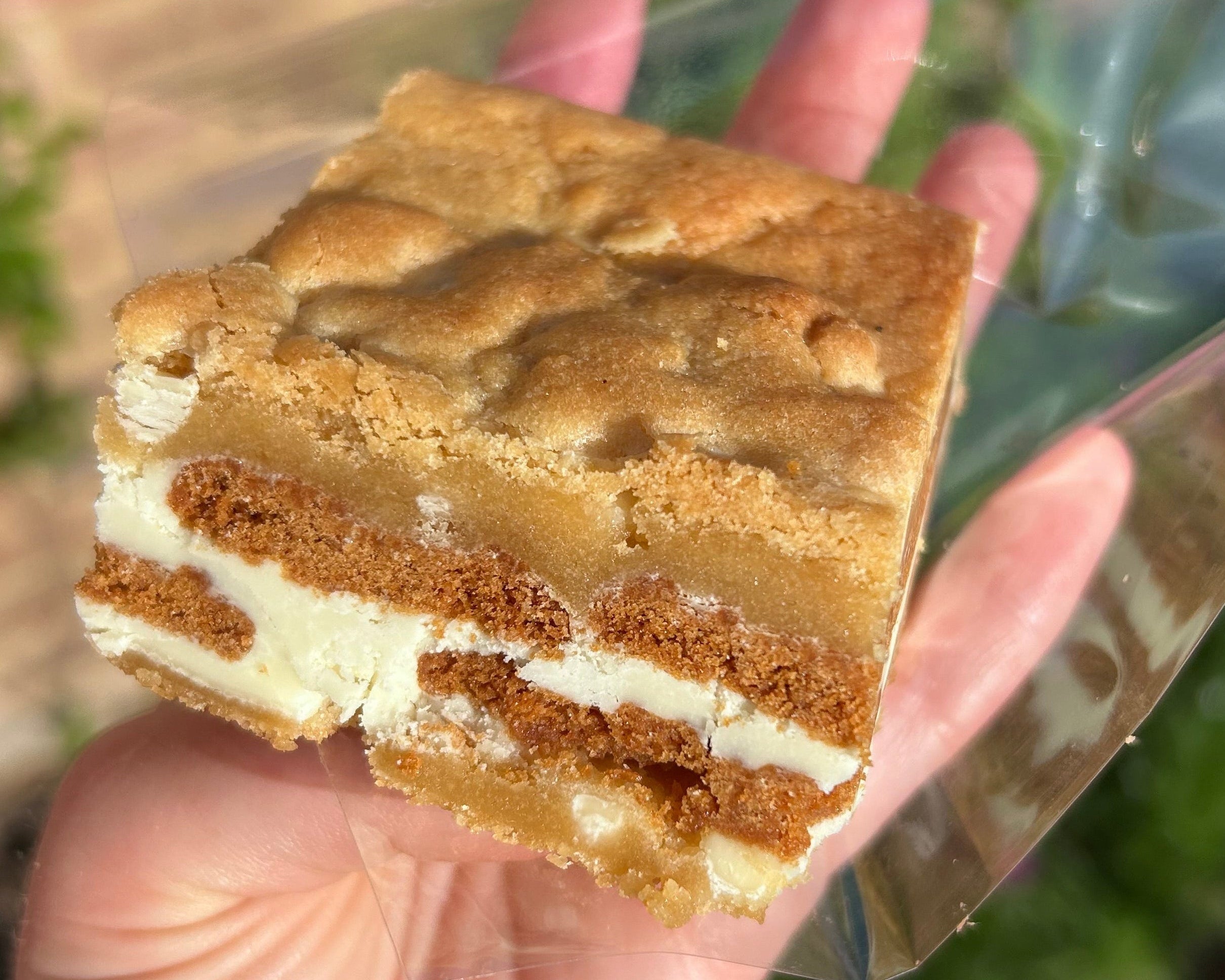Biscoff & White Chocolate Cookie bar